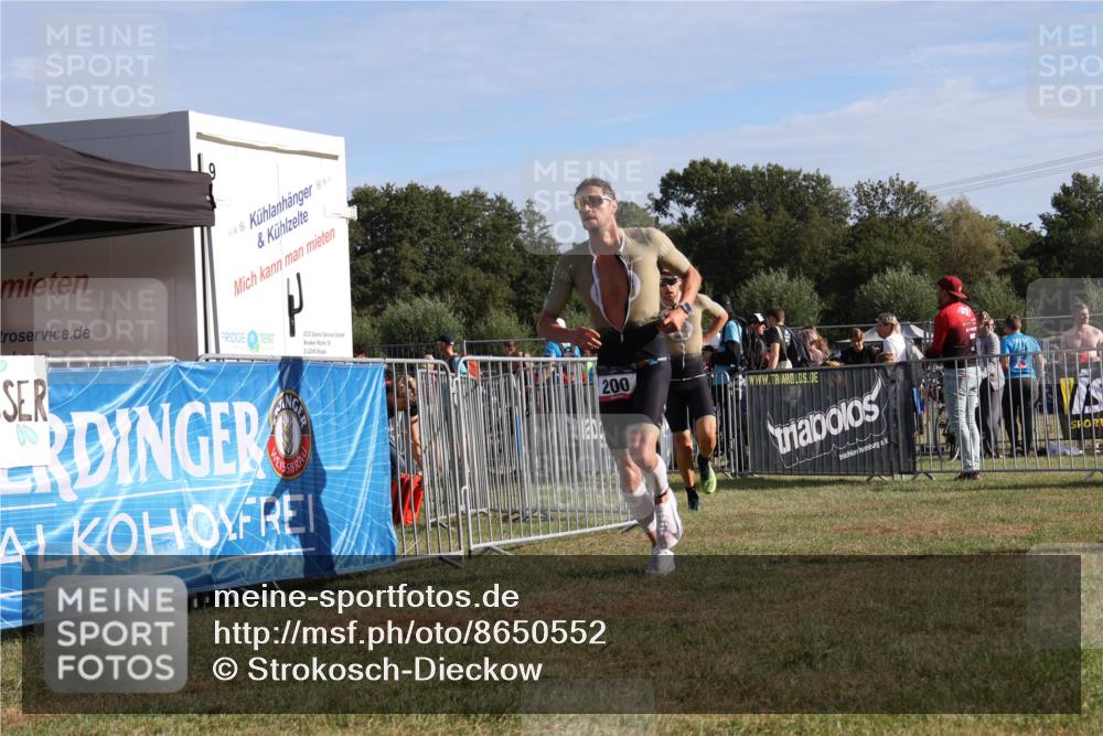 31.08.2025 - Elbe Triathlon Hamburg Strokosch-Dieckow http://msf.ph/oto/8650552 31.08.2025 09:28:46 Laufen 19, 22145, 200 meine-sportfotos.de