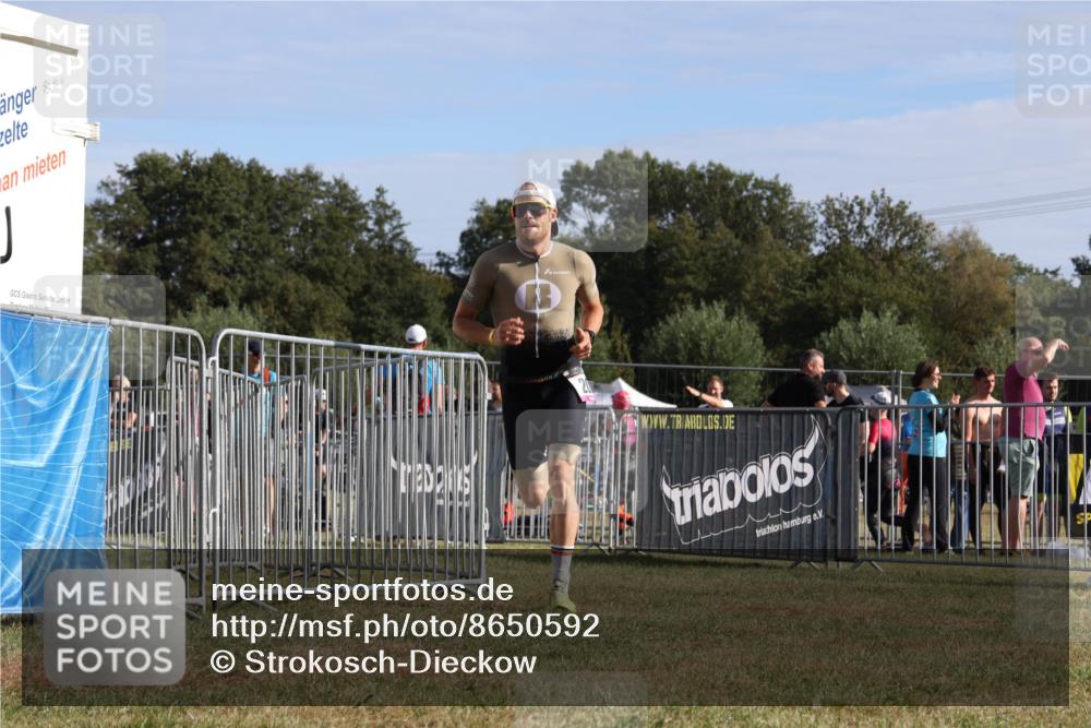 31.08.2025 - Elbe Triathlon Hamburg Strokosch-Dieckow http://msf.ph/oto/8650592 31.08.2025 09:32:52 Laufen  meine-sportfotos.de
