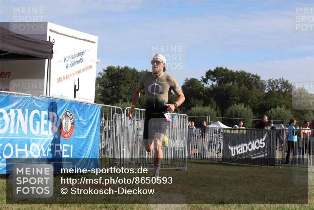 31.08.2025 - Elbe Triathlon Hamburg Strokosch-Dieckow http://msf.ph/oto/8650593 31.08.2025 09:32:53 Laufen  meine-sportfotos.de