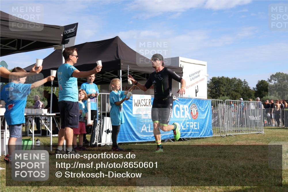 31.08.2025 - Elbe Triathlon Hamburg Strokosch-Dieckow http://msf.ph/oto/8650601 31.08.2025 09:33:13 Laufen 10100, 003 meine-sportfotos.de