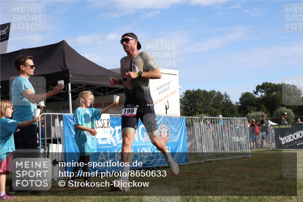 31.08.2025 - Elbe Triathlon Hamburg Strokosch-Dieckow http://msf.ph/oto/8650633 31.08.2025 09:34:34 Laufen 199, 88 meine-sportfotos.de