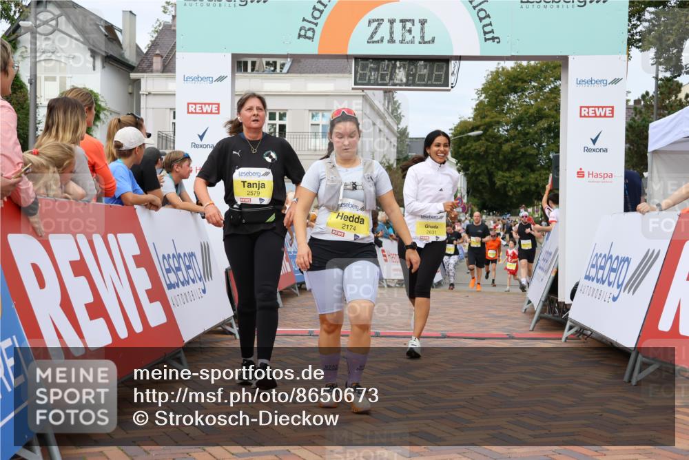 31.08.2025 - 21. Blankeneser Heldenlauf Strokosch-Dieckow http://msf.ph/oto/8650673 31.08.2025 10:36:42 Ziel 2174, 2631, 2001, 2579, 2495, 2591, 2708 meine-sportfotos.de