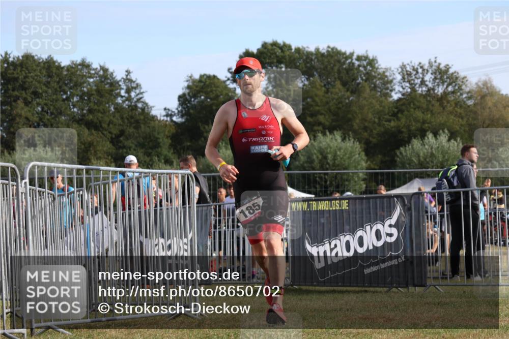 31.08.2025 - Elbe Triathlon Hamburg Strokosch-Dieckow http://msf.ph/oto/8650702 31.08.2025 09:37:36 Laufen 185 meine-sportfotos.de