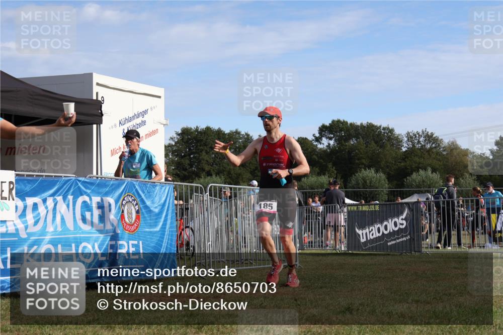 31.08.2025 - Elbe Triathlon Hamburg Strokosch-Dieckow http://msf.ph/oto/8650703 31.08.2025 09:37:37 Laufen 88, 1071, 185 meine-sportfotos.de