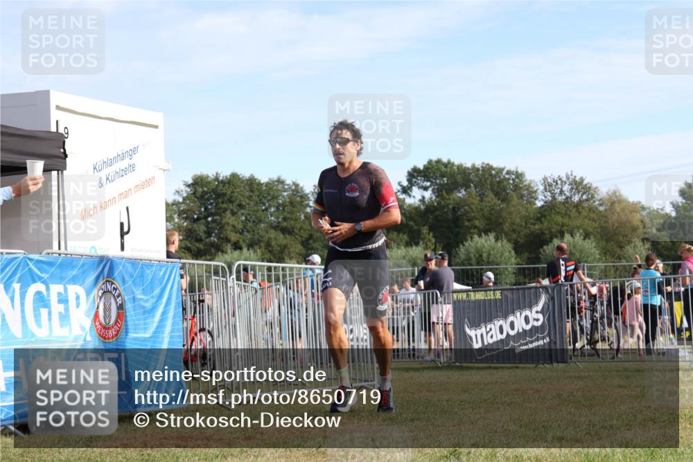 31.08.2025 - Elbe Triathlon Hamburg Strokosch-Dieckow http://msf.ph/oto/8650719 31.08.2025 09:38:22 Laufen  meine-sportfotos.de