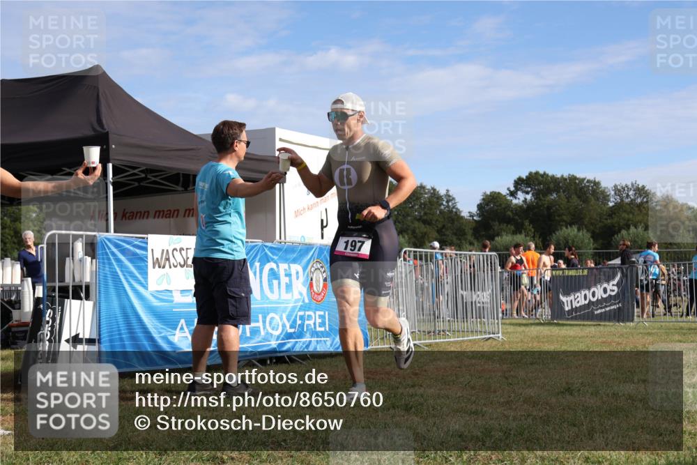 31.08.2025 - Elbe Triathlon Hamburg Strokosch-Dieckow http://msf.ph/oto/8650760 31.08.2025 09:41:03 Laufen 1000, 197 meine-sportfotos.de