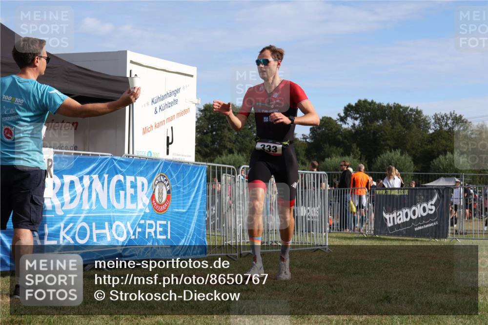 31.08.2025 - Elbe Triathlon Hamburg Strokosch-Dieckow http://msf.ph/oto/8650767 31.08.2025 09:41:15 Laufen 100, 100, 9, 15, 333 meine-sportfotos.de