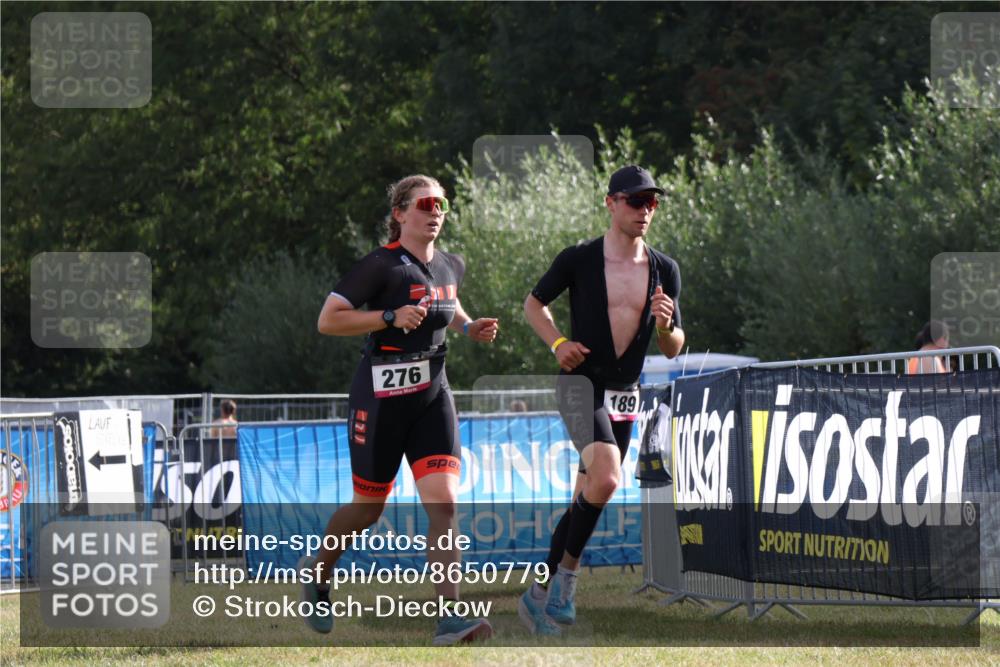 31.08.2025 - Elbe Triathlon Hamburg Strokosch-Dieckow http://msf.ph/oto/8650779 31.08.2025 09:49:40 Laufen 276, 189 meine-sportfotos.de