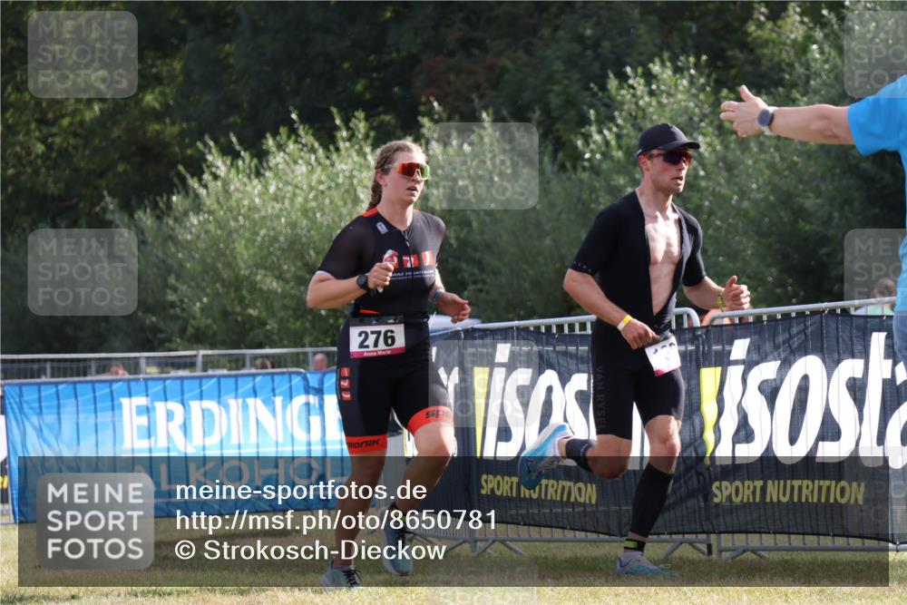 31.08.2025 - Elbe Triathlon Hamburg Strokosch-Dieckow http://msf.ph/oto/8650781 31.08.2025 09:49:41 Laufen 276 meine-sportfotos.de