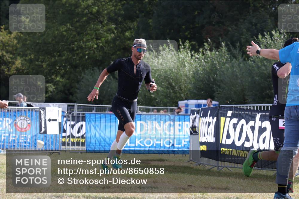 31.08.2025 - Elbe Triathlon Hamburg Strokosch-Dieckow http://msf.ph/oto/8650858 31.08.2025 09:53:23 Laufen  meine-sportfotos.de