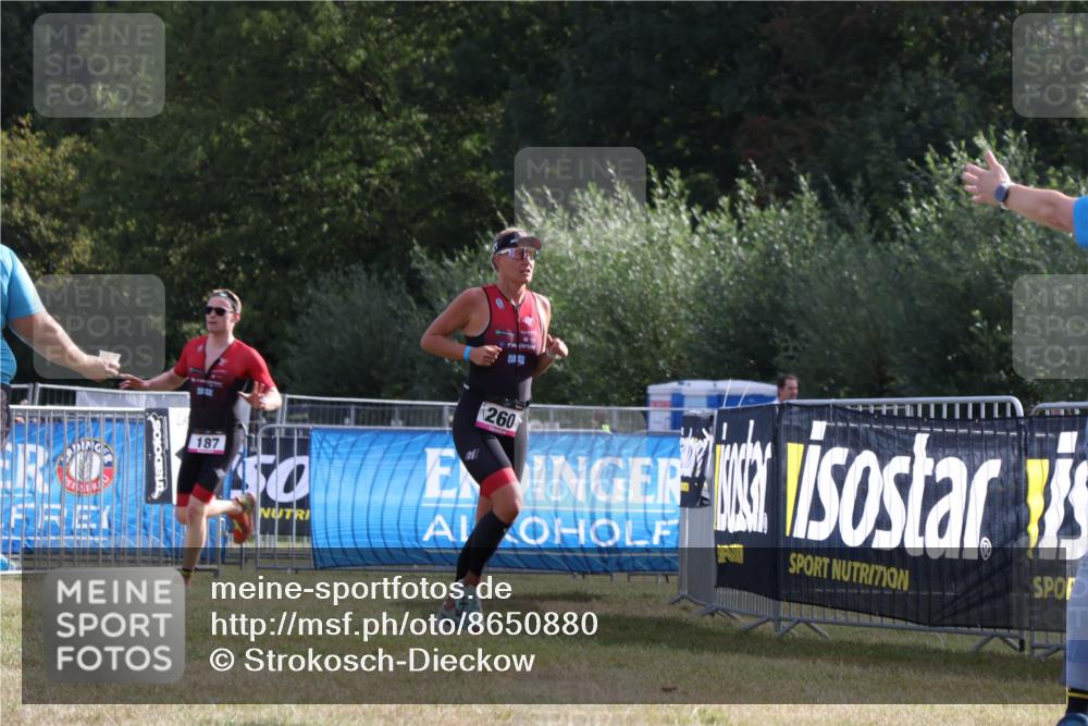 31.08.2025 - Elbe Triathlon Hamburg Strokosch-Dieckow http://msf.ph/oto/8650880 31.08.2025 09:54:02 Laufen 187, 260 meine-sportfotos.de