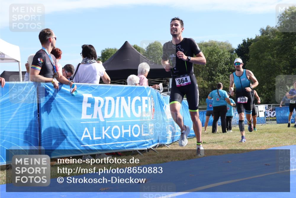 31.08.2025 - Elbe Triathlon Hamburg Strokosch-Dieckow http://msf.ph/oto/8650883 31.08.2025 10:28:00 Ziel 364, 380 meine-sportfotos.de