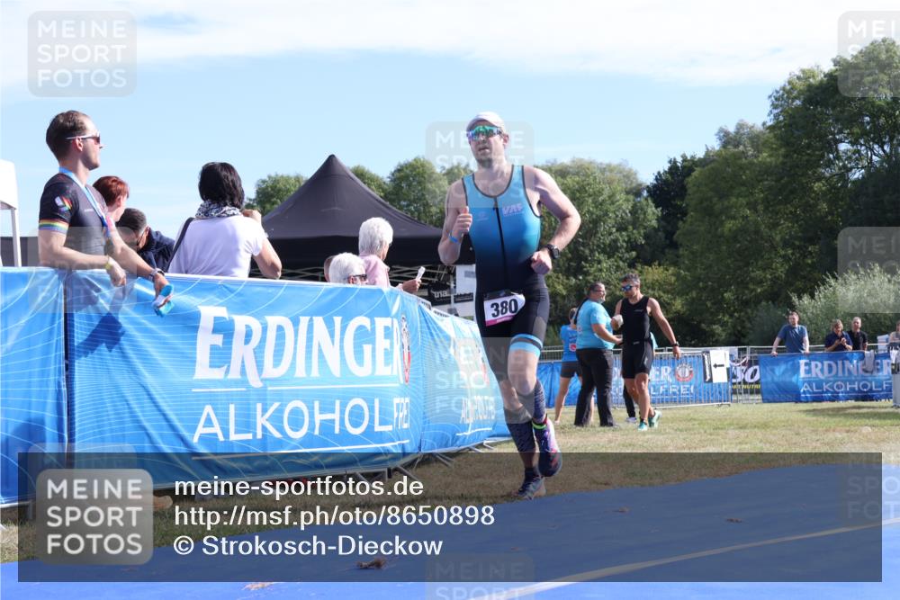 31.08.2025 - Elbe Triathlon Hamburg Strokosch-Dieckow http://msf.ph/oto/8650898 31.08.2025 10:28:02 Ziel 364, 380 meine-sportfotos.de