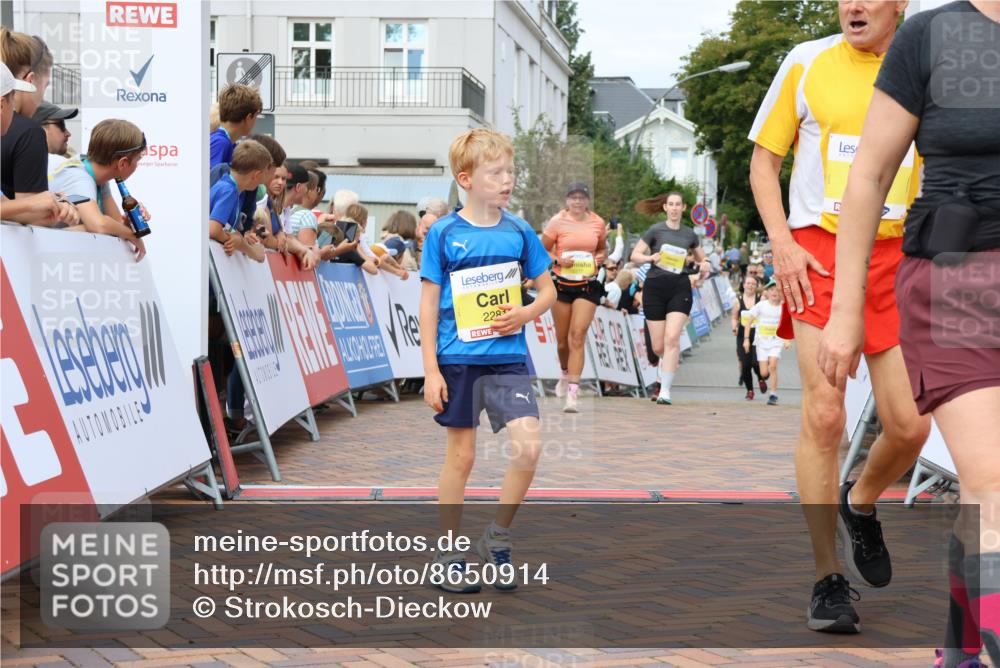 31.08.2025 - 21. Blankeneser Heldenlauf Strokosch-Dieckow http://msf.ph/oto/8650914 31.08.2025 10:36:18 Ziel 2645, 2281, 2282, 2500, 2369, 2377, 2670, 2674 meine-sportfotos.de