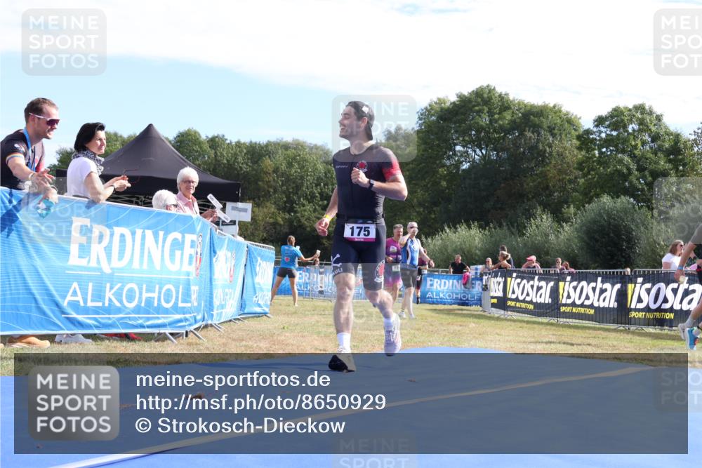 31.08.2025 - Elbe Triathlon Hamburg Strokosch-Dieckow http://msf.ph/oto/8650929 31.08.2025 10:28:40 Ziel 175, 313 meine-sportfotos.de