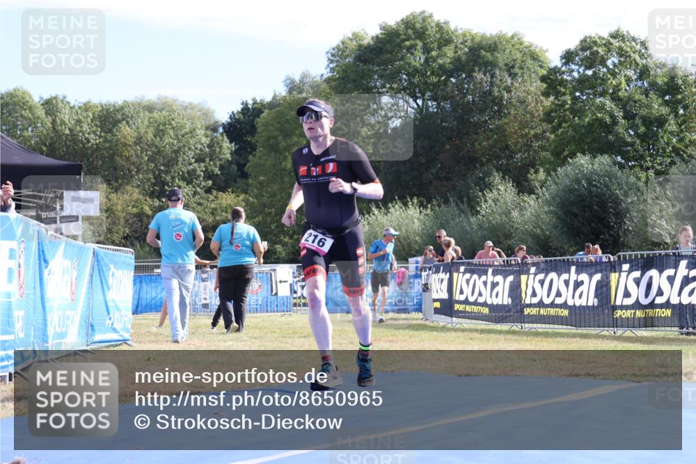31.08.2025 - Elbe Triathlon Hamburg Strokosch-Dieckow http://msf.ph/oto/8650965 31.08.2025 10:30:47 Ziel 216, 283 meine-sportfotos.de