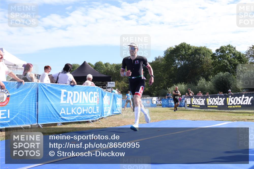 31.08.2025 - Elbe Triathlon Hamburg Strokosch-Dieckow http://msf.ph/oto/8650995 31.08.2025 10:31:35 Ziel 342 meine-sportfotos.de