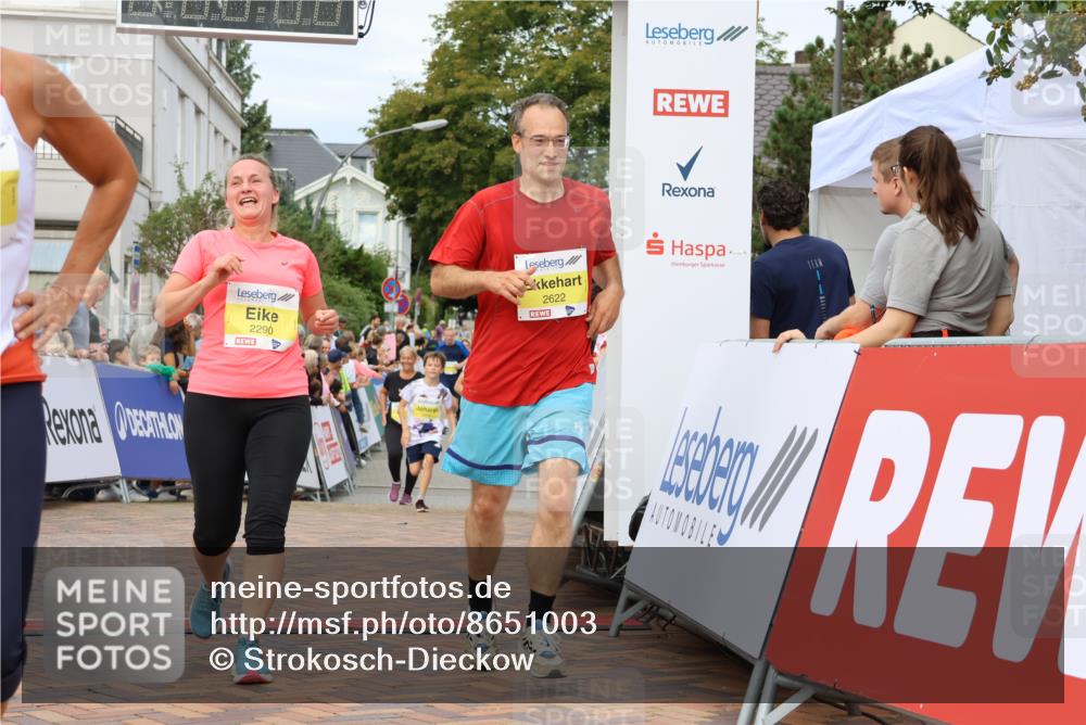 31.08.2025 - 21. Blankeneser Heldenlauf Strokosch-Dieckow http://msf.ph/oto/8651003 31.08.2025 10:35:45 Ziel 2061, 2619, 2620, 2622, 2289, 2290, 2259, 2258, 2175 meine-sportfotos.de