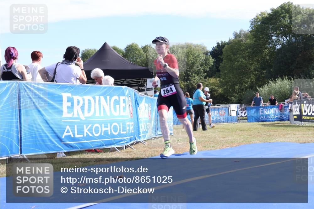 31.08.2025 - Elbe Triathlon Hamburg Strokosch-Dieckow http://msf.ph/oto/8651025 31.08.2025 10:31:59 Ziel 168, 264 meine-sportfotos.de