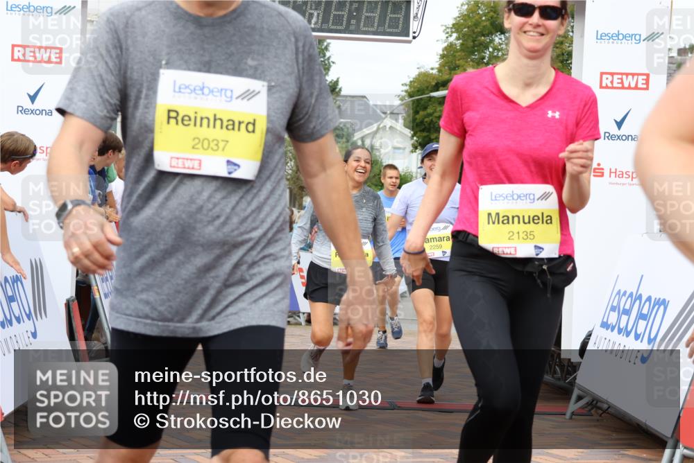 31.08.2025 - 21. Blankeneser Heldenlauf Strokosch-Dieckow http://msf.ph/oto/8651030 31.08.2025 10:35:37 Ziel 2061, 2037, 2107, 2266, 2267, 2135, 2200, 2259, 2258 meine-sportfotos.de