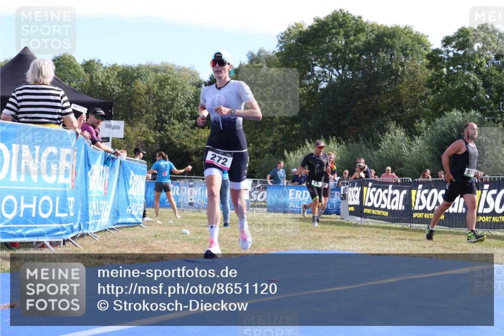 31.08.2025 - Elbe Triathlon Hamburg Strokosch-Dieckow http://msf.ph/oto/8651120 31.08.2025 10:37:07 Ziel 272, 505 meine-sportfotos.de