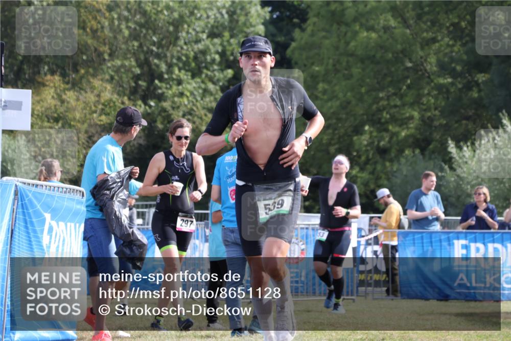 31.08.2025 - Elbe Triathlon Hamburg Strokosch-Dieckow http://msf.ph/oto/8651128 31.08.2025 10:37:25 Ziel 465, 539 meine-sportfotos.de