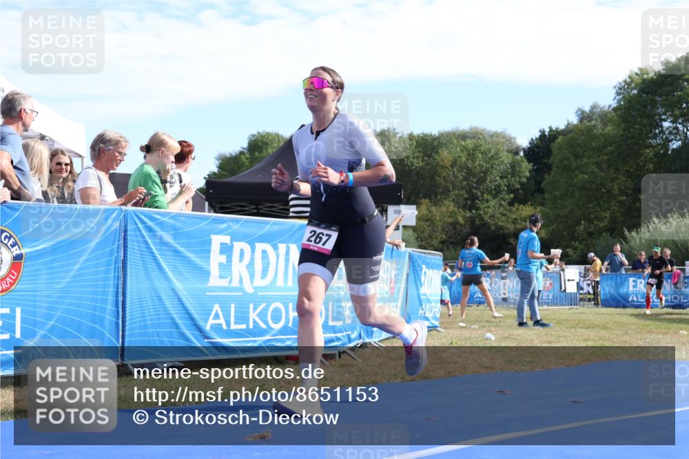 31.08.2025 - Elbe Triathlon Hamburg Strokosch-Dieckow http://msf.ph/oto/8651153 31.08.2025 10:37:53 Ziel 222, 245, 267 meine-sportfotos.de