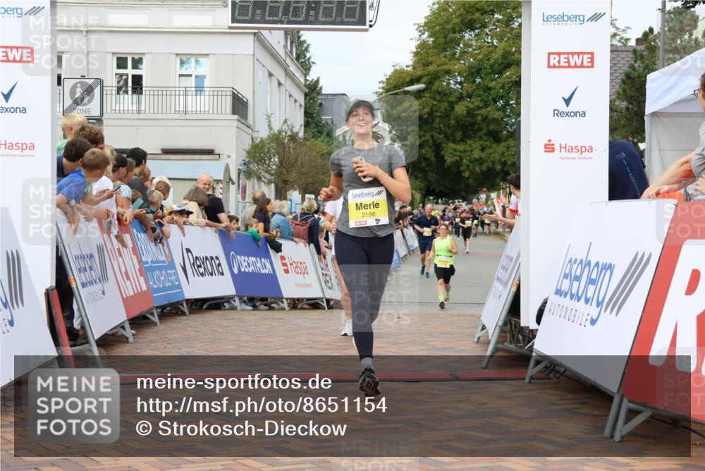 31.08.2025 - 21. Blankeneser Heldenlauf Strokosch-Dieckow http://msf.ph/oto/8651154 31.08.2025 10:35:03 Ziel 2198, 2547 meine-sportfotos.de