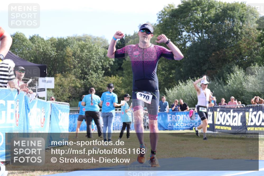 31.08.2025 - Elbe Triathlon Hamburg Strokosch-Dieckow http://msf.ph/oto/8651168 31.08.2025 10:39:08 Ziel 176, 370 meine-sportfotos.de