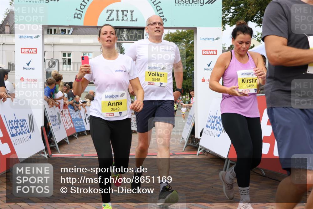 31.08.2025 - 21. Blankeneser Heldenlauf Strokosch-Dieckow http://msf.ph/oto/8651169 31.08.2025 10:34:55 Ziel 2524, 2214, 2215, 2655, 2488, 2548, 2549, 2048 meine-sportfotos.de