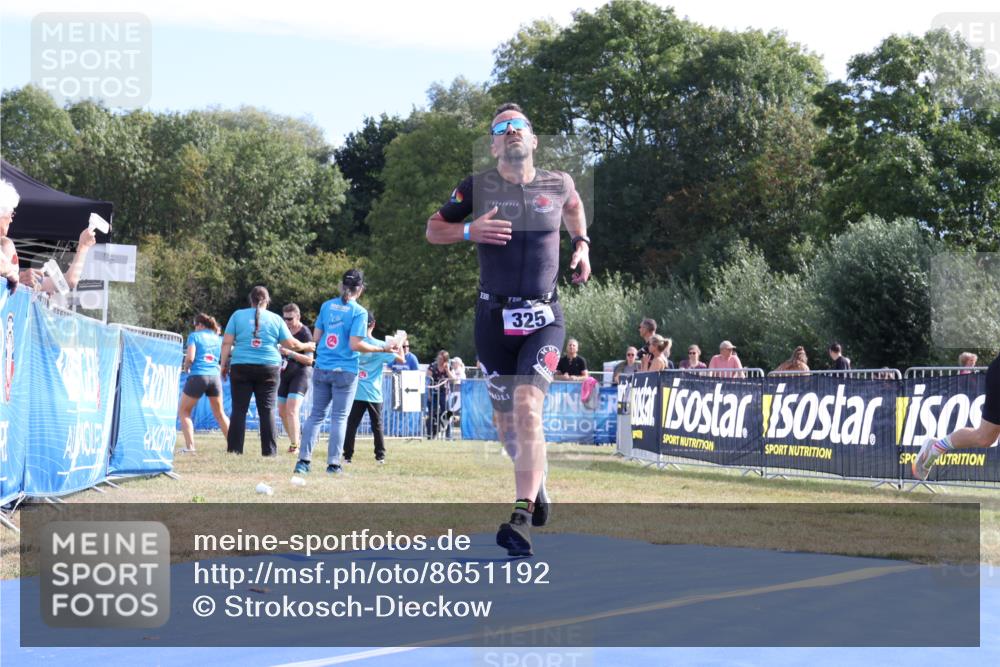 31.08.2025 - Elbe Triathlon Hamburg Strokosch-Dieckow http://msf.ph/oto/8651192 31.08.2025 10:39:48 Ziel 228, 325 meine-sportfotos.de