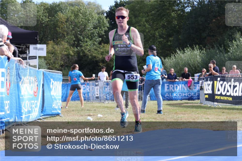 31.08.2025 - Elbe Triathlon Hamburg Strokosch-Dieckow http://msf.ph/oto/8651213 31.08.2025 10:40:11 Ziel 293, 553 meine-sportfotos.de