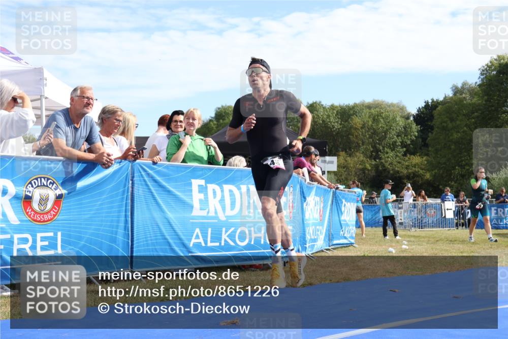 31.08.2025 - Elbe Triathlon Hamburg Strokosch-Dieckow http://msf.ph/oto/8651226 31.08.2025 10:41:09 Ziel 346 meine-sportfotos.de