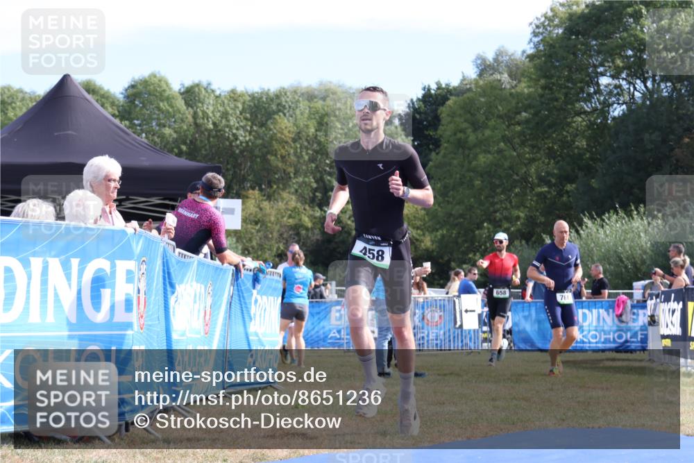 31.08.2025 - Elbe Triathlon Hamburg Strokosch-Dieckow http://msf.ph/oto/8651236 31.08.2025 10:41:57 Ziel 270, 458 meine-sportfotos.de