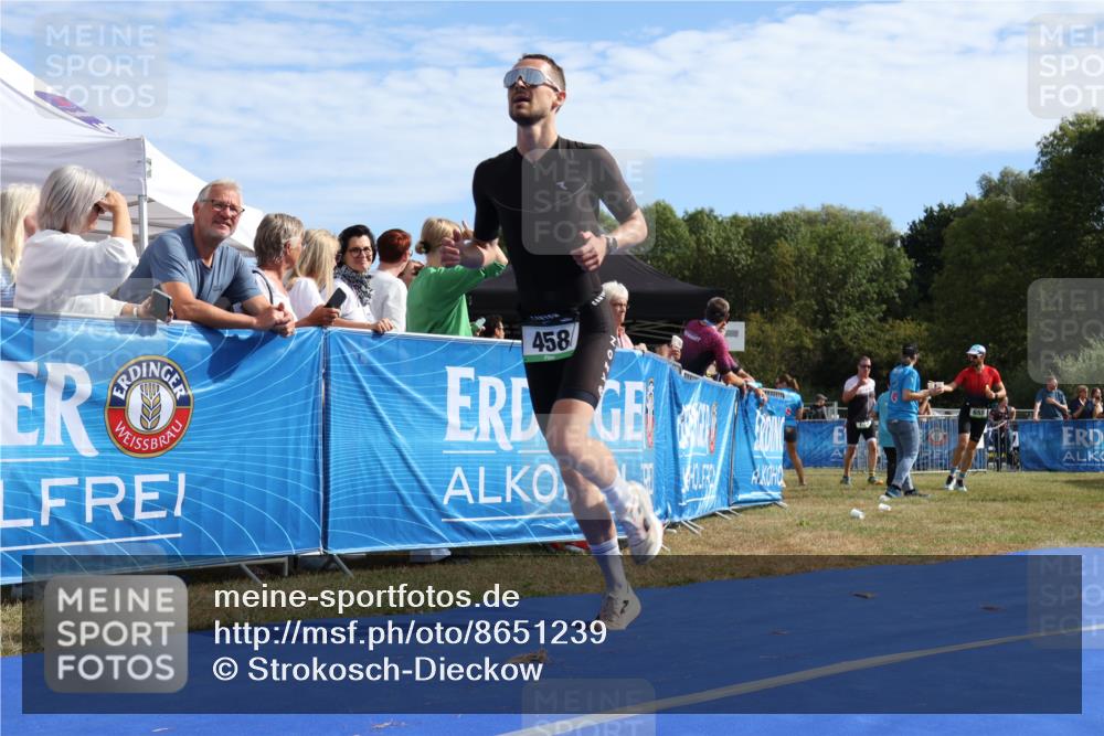 31.08.2025 - Elbe Triathlon Hamburg Strokosch-Dieckow http://msf.ph/oto/8651239 31.08.2025 10:41:58 Ziel 246, 458 meine-sportfotos.de