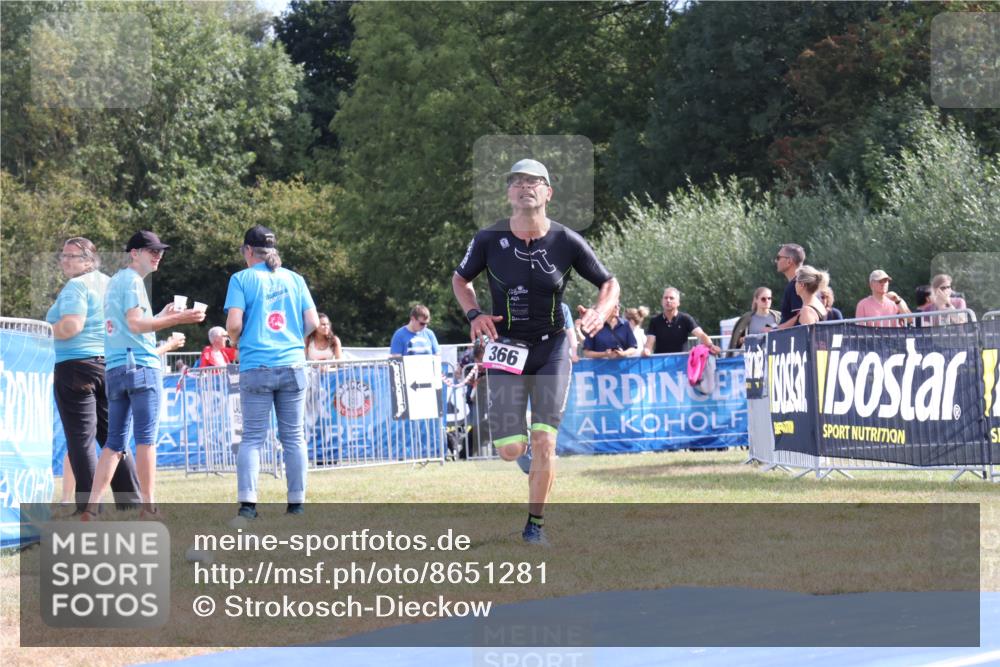 31.08.2025 - Elbe Triathlon Hamburg Strokosch-Dieckow http://msf.ph/oto/8651281 31.08.2025 10:43:10 Ziel 276, 366 meine-sportfotos.de