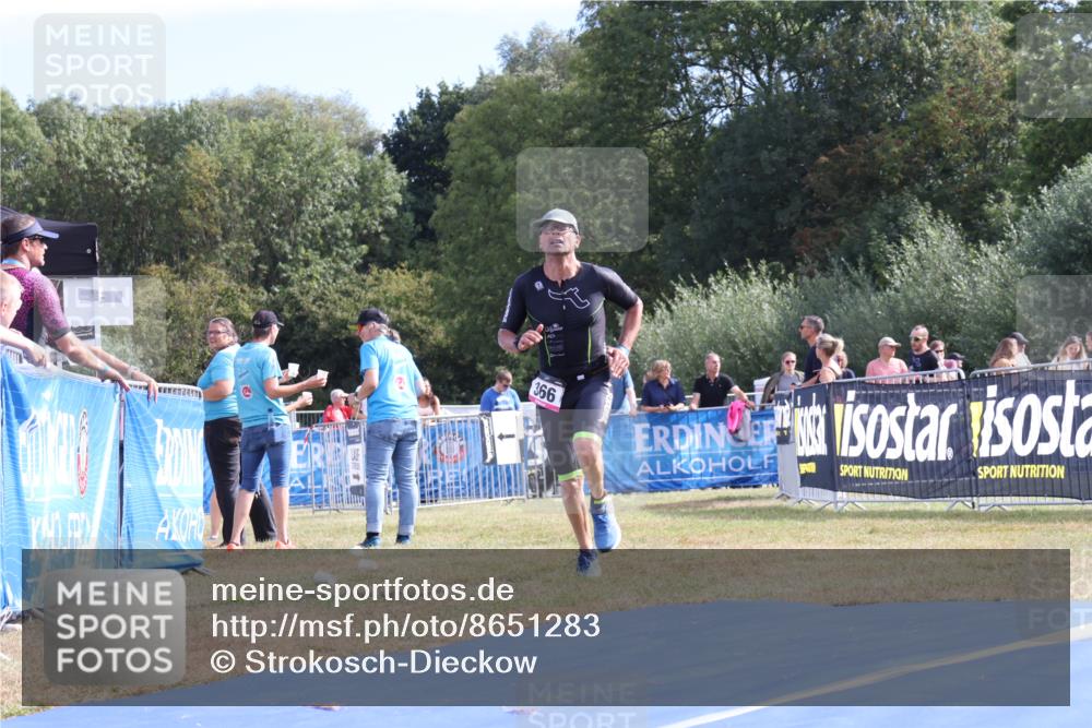 31.08.2025 - Elbe Triathlon Hamburg Strokosch-Dieckow http://msf.ph/oto/8651283 31.08.2025 10:43:10 Ziel 276, 366 meine-sportfotos.de