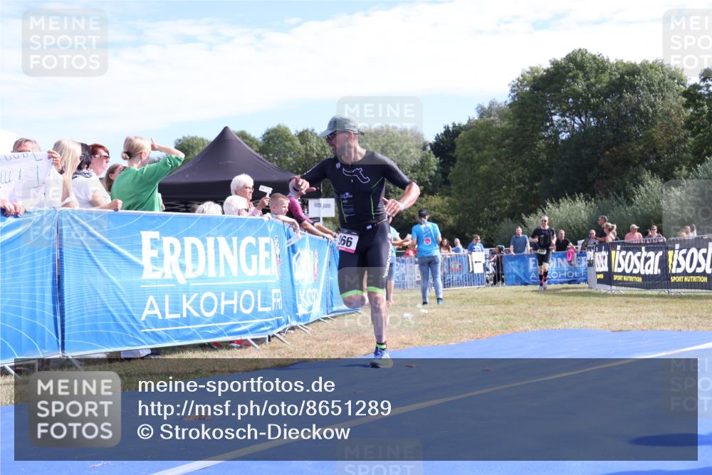 31.08.2025 - Elbe Triathlon Hamburg Strokosch-Dieckow http://msf.ph/oto/8651289 31.08.2025 10:43:12 Ziel 276, 366 meine-sportfotos.de
