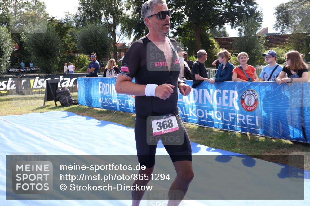 31.08.2025 - Elbe Triathlon Hamburg Strokosch-Dieckow http://msf.ph/oto/8651294 31.08.2025 10:43:45 Ziel 300, 368 meine-sportfotos.de
