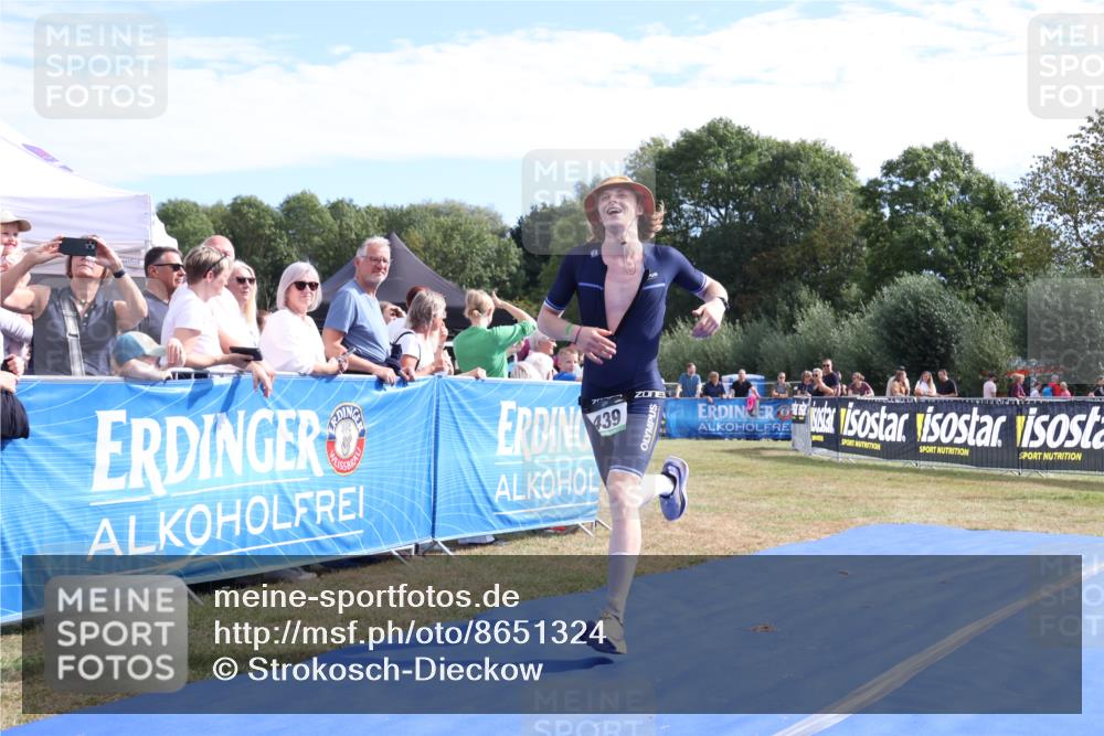 31.08.2025 - Elbe Triathlon Hamburg Strokosch-Dieckow http://msf.ph/oto/8651324 31.08.2025 10:44:43 Ziel 439, 468, 516 meine-sportfotos.de