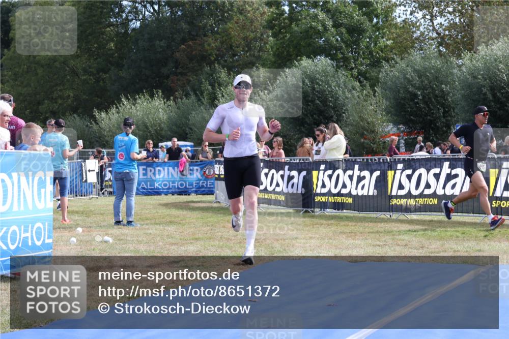 31.08.2025 - Elbe Triathlon Hamburg Strokosch-Dieckow http://msf.ph/oto/8651372 31.08.2025 10:46:10 Ziel 436 meine-sportfotos.de