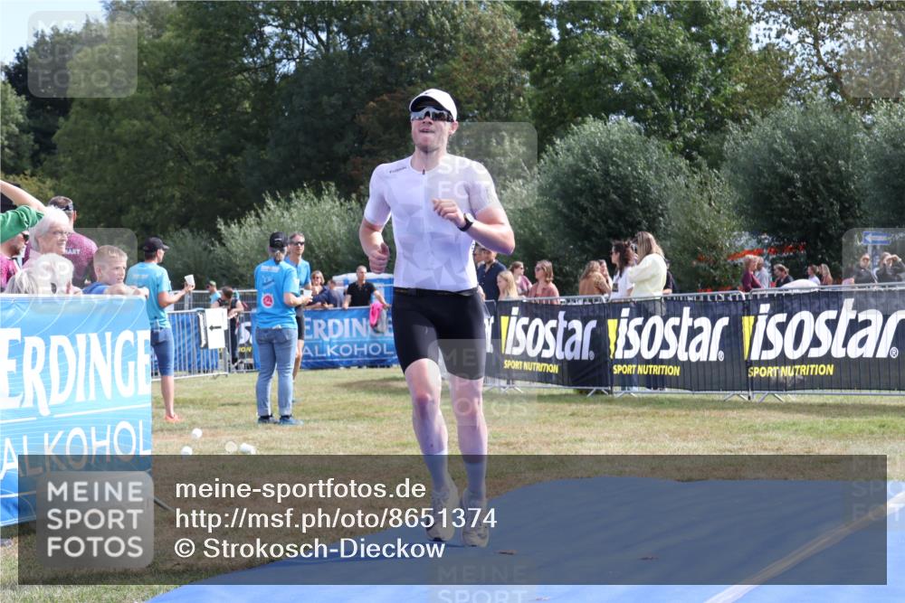 31.08.2025 - Elbe Triathlon Hamburg Strokosch-Dieckow http://msf.ph/oto/8651374 31.08.2025 10:46:11 Ziel 436 meine-sportfotos.de