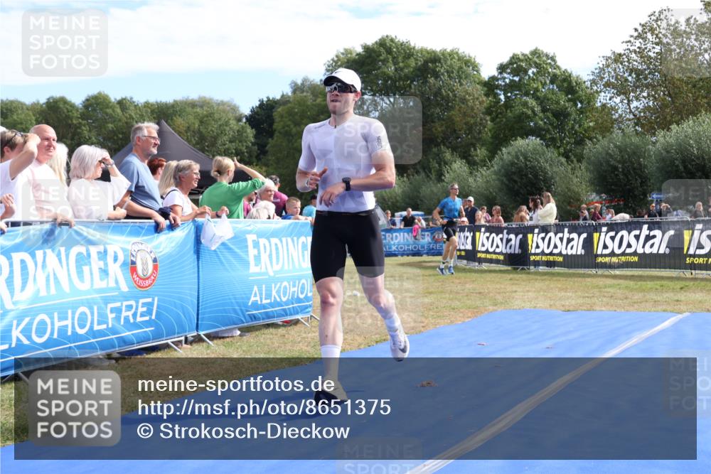 31.08.2025 - Elbe Triathlon Hamburg Strokosch-Dieckow http://msf.ph/oto/8651375 31.08.2025 10:46:12 Ziel 436 meine-sportfotos.de