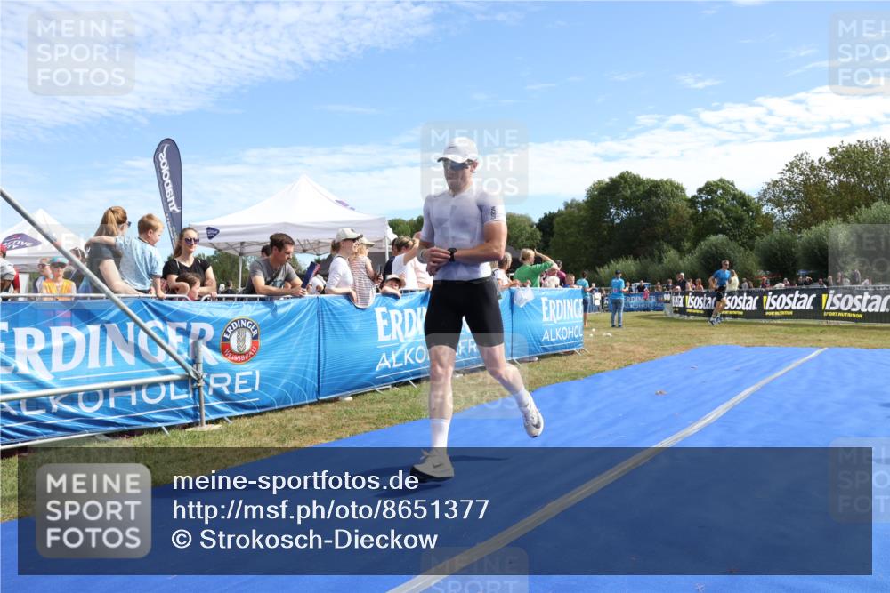 31.08.2025 - Elbe Triathlon Hamburg Strokosch-Dieckow http://msf.ph/oto/8651377 31.08.2025 10:46:13 Ziel 436 meine-sportfotos.de