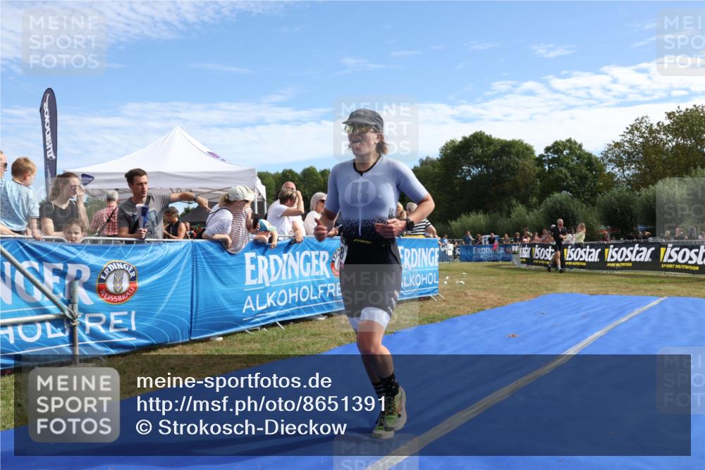 31.08.2025 - Elbe Triathlon Hamburg Strokosch-Dieckow http://msf.ph/oto/8651391 31.08.2025 10:46:43 Ziel 268, 429 meine-sportfotos.de