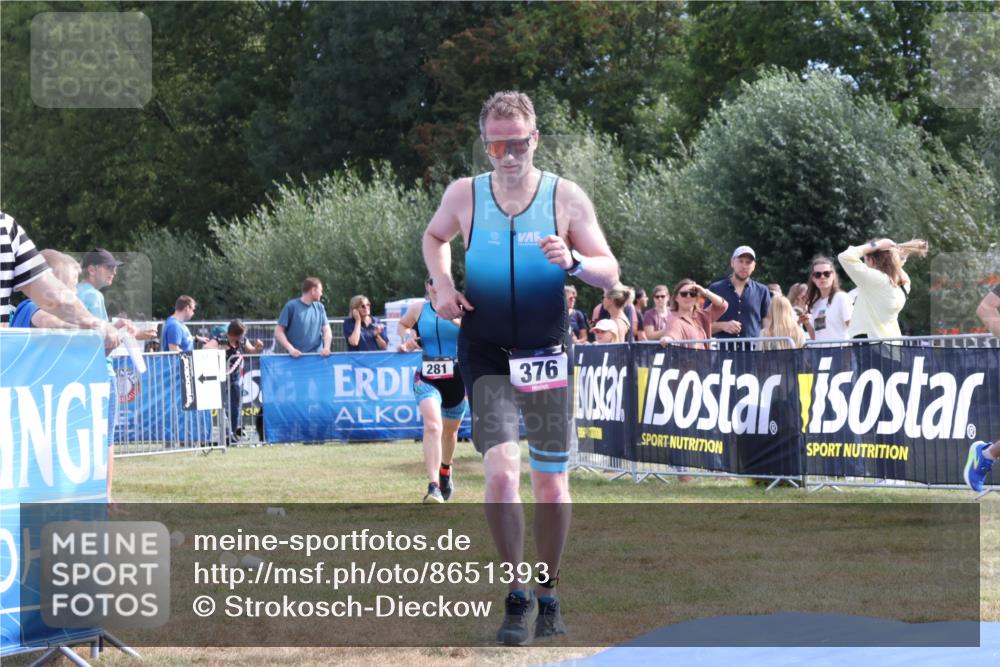 31.08.2025 - Elbe Triathlon Hamburg Strokosch-Dieckow http://msf.ph/oto/8651393 31.08.2025 10:46:51 Ziel 281, 376 meine-sportfotos.de