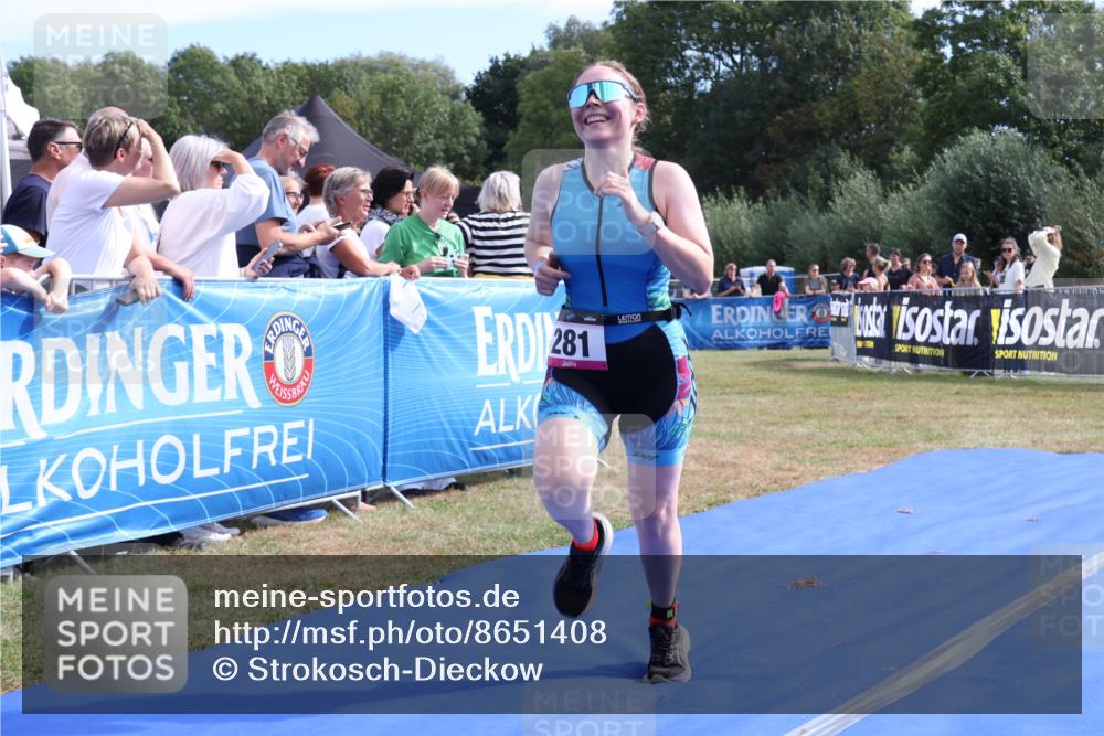 31.08.2025 - Elbe Triathlon Hamburg Strokosch-Dieckow http://msf.ph/oto/8651408 31.08.2025 10:46:56 Ziel 281, 376 meine-sportfotos.de