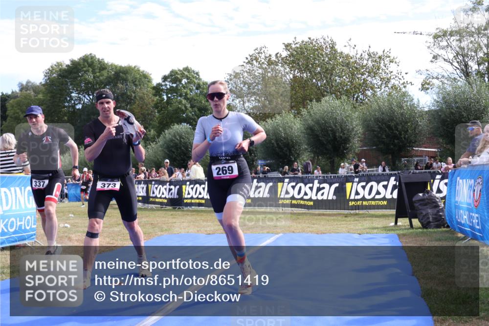 31.08.2025 - Elbe Triathlon Hamburg Strokosch-Dieckow http://msf.ph/oto/8651419 31.08.2025 10:47:10 Ziel 269, 334, 337, 373 meine-sportfotos.de