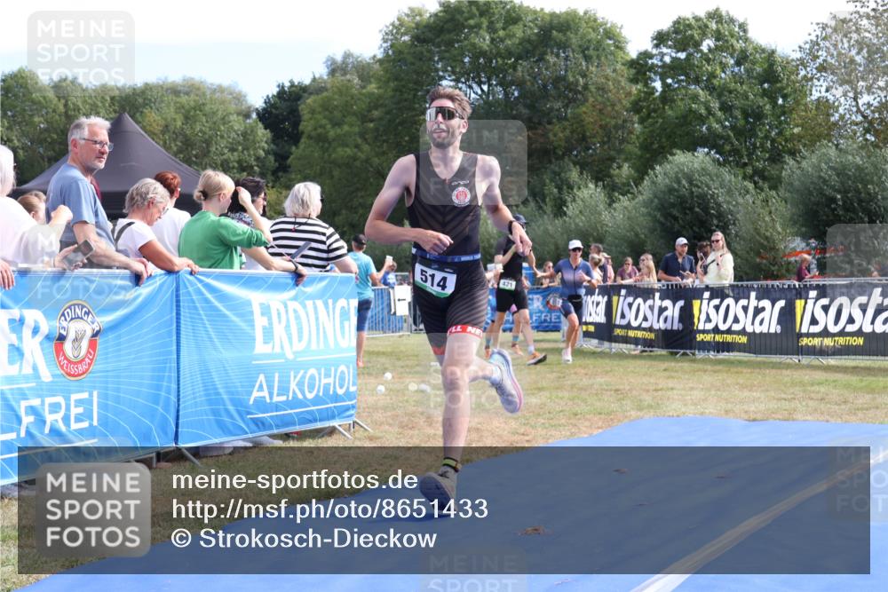 31.08.2025 - Elbe Triathlon Hamburg Strokosch-Dieckow http://msf.ph/oto/8651433 31.08.2025 10:47:26 Ziel 278, 514 meine-sportfotos.de