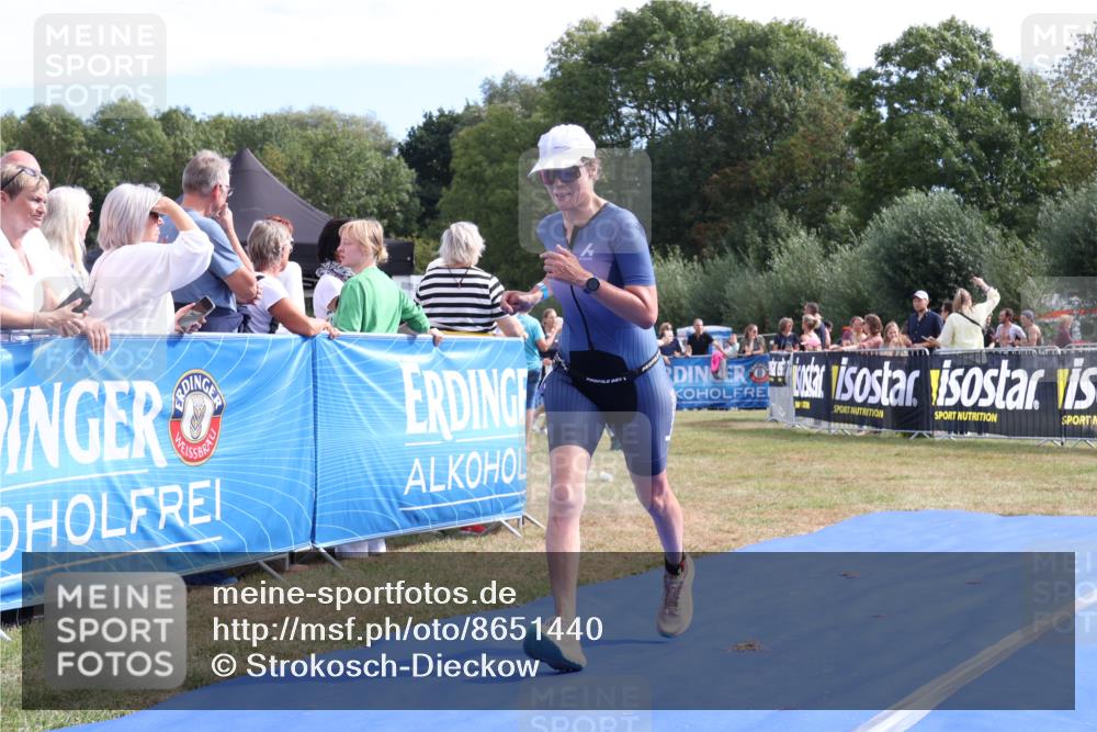 31.08.2025 - Elbe Triathlon Hamburg Strokosch-Dieckow http://msf.ph/oto/8651440 31.08.2025 10:47:31 Ziel 278, 397, 440, 514 meine-sportfotos.de